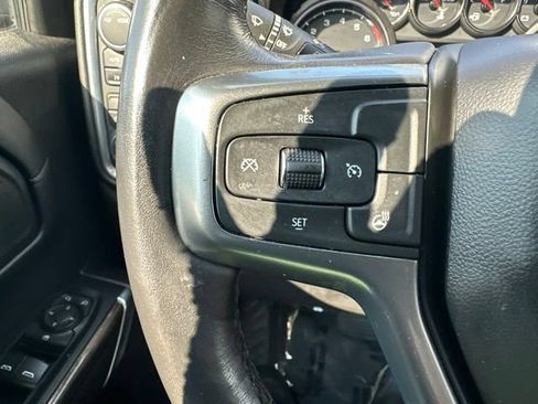 Used 2021 Chevrolet Silverado 1500 LT AWD/4WD image 23