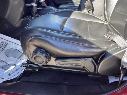 Used 2022 Jeep Wrangler Unlimited Sahara w/ Cold Weather Group image 20