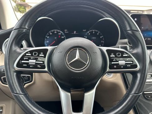Used 2023 Mercedes-Benz GLC 300 4MATIC Coupe image 26
