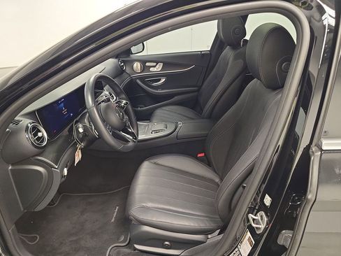 Used 2022 Mercedes-Benz E 350 Sedan w/ AMG Line Exterior image 9