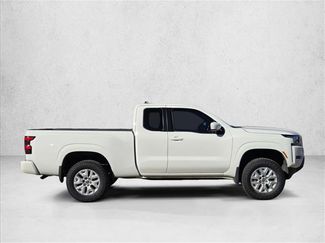 Used 2023 Nissan Frontier SV w/ Technology Package video 4