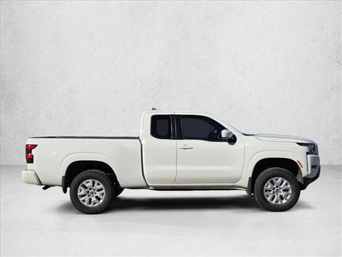 Used 2023 Nissan Frontier SV w/ Technology Package image 4