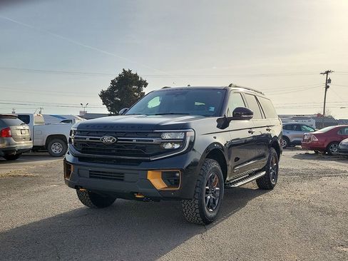 New 2026 Ford Expedition Tremor image 2
