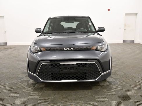 Certified 2025 Kia Soul LX w/ LX Technology Package FWD image 11