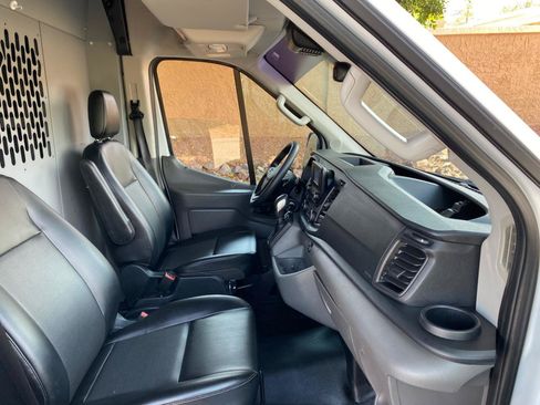 Used 2020 Ford Transit 250 Medium Roof RWD image 37