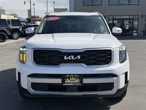 Used 2025 Kia Telluride S image 2