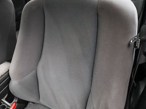 Used 2011 Honda Fit image 23