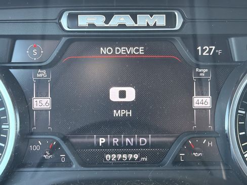 Used 2023 RAM 1500 Laramie AWD/4WD image 2