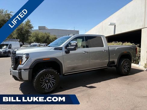 Used 2026 GMC Sierra 2500 Denali Ultimate AWD/4WD image 1