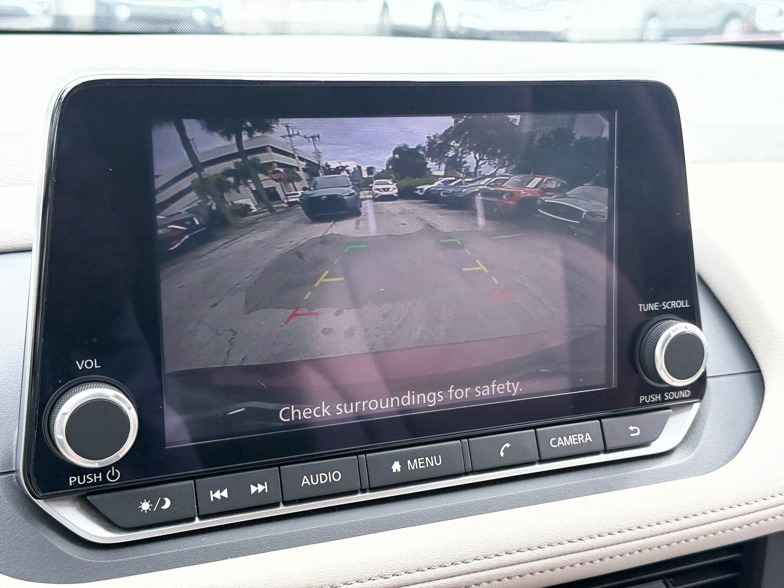 Used 2024 Nissan Rogue SV FWD image 24