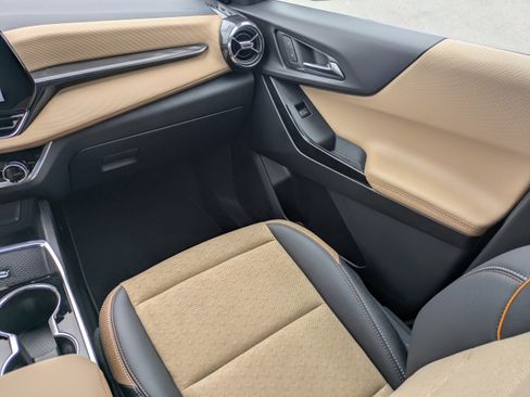 New 2026 Chevrolet Equinox ACTIV w/ Safety and Technology Package image 20