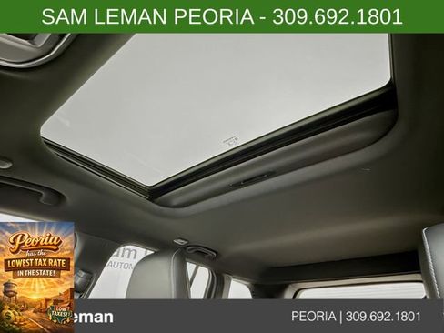 New 2025 Jeep Grand Cherokee Altitude image 21