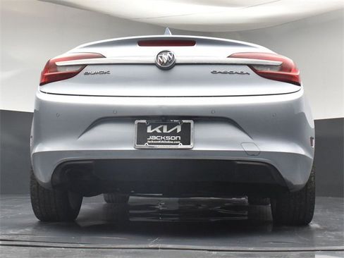 Used 2018 Buick Cascada Premium image 32