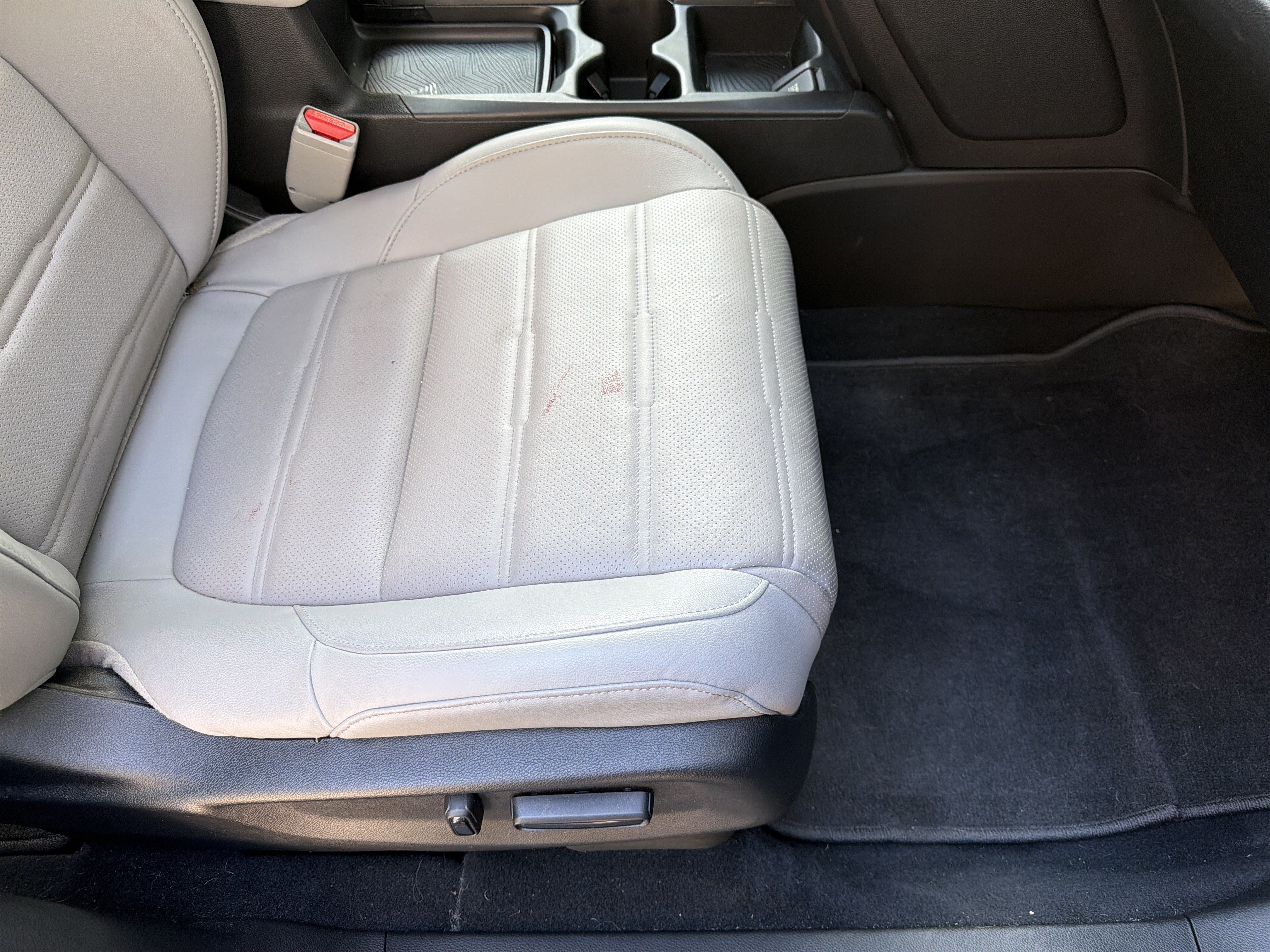 Used 2018 Honda CR-V Touring image 43