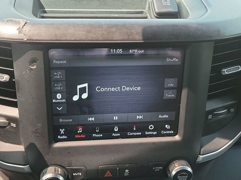 Used 2020 RAM 2500 Big Horn w/ Level 1 Equipment Group AWD/4WD image 18