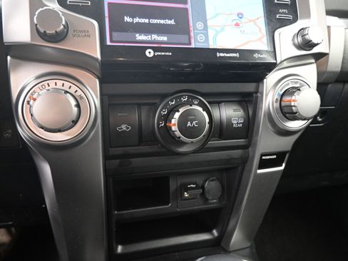 Certified 2024 Toyota 4Runner SR5 image 14