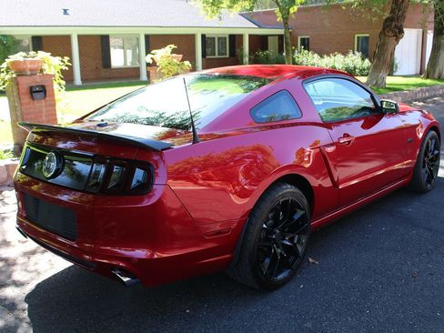 Used 2013 Ford Mustang GT Premium w/ Security Pkg image 6