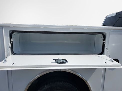 New 2026 RAM 3500 Tradesman w/ Chrome Appearance Group image 14