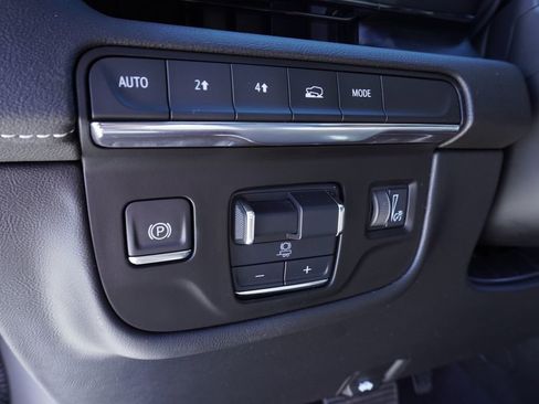 Used 2021 Cadillac Escalade Sport w/ LPO, ONYX Package image 19