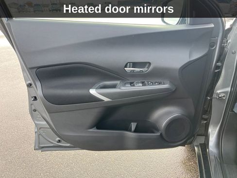 Used 2021 Nissan Kicks SV image 13