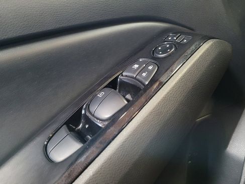 Used 2024 Nissan Altima 2.0 SR FWD image 27