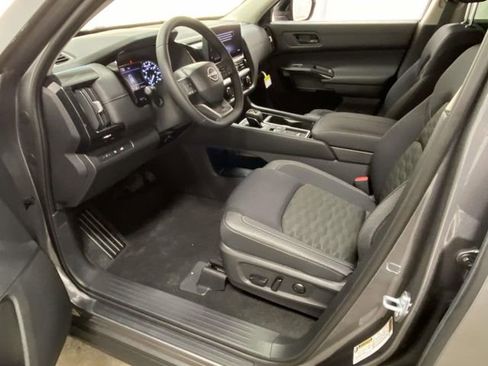New 2026 Nissan Pathfinder SV image 11