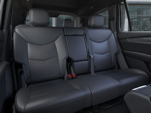 New 2025 Cadillac XT6 Luxury image 17