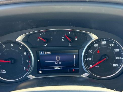 Used 2022 GMC Acadia SLE FWD image 21