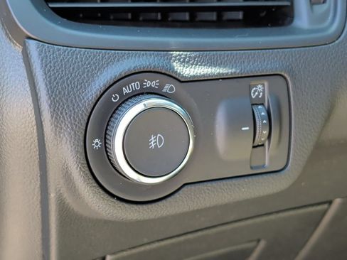 Used 2020 Buick Envision Essence AWD/4WD image 14
