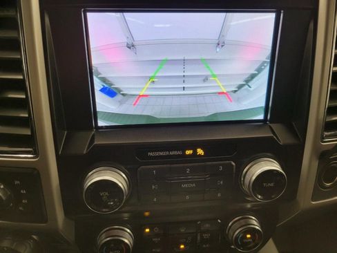 Used 2019 Ford F150 Lariat w/ Equipment Group 502A Luxury image 14