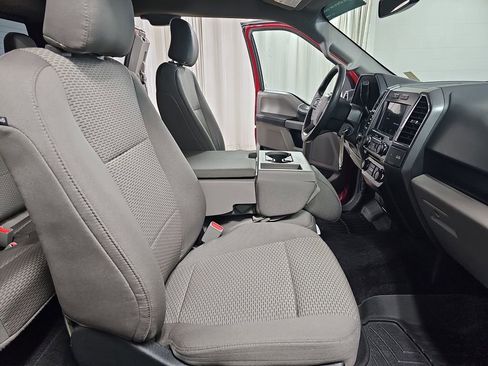 Used 2016 Ford F150 XLT w/ Equipment Group 302A Luxury AWD/4WD image 13