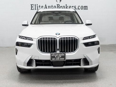 Used 2026 BMW X7 xDrive40i AWD/4WD image 3