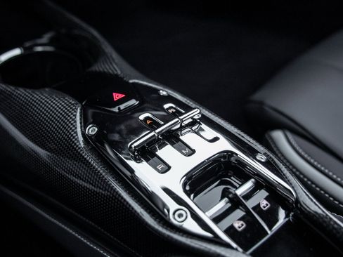 Used 2023 Ferrari SF90 Stradale image 38