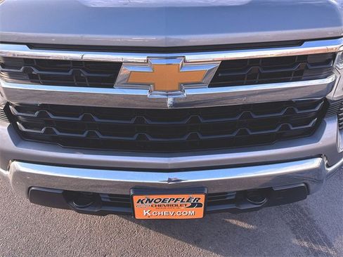 Used 2023 Chevrolet Silverado 1500 LT image 30