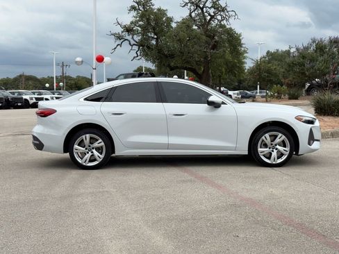 Used 2025 Audi A5 2.0T Premium Plus w/ Premium Plus AWD/4WD image 4