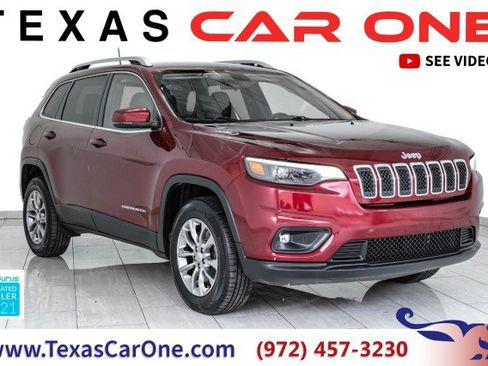 Used 2020 Jeep Cherokee Latitude Plus w/ Cold Weather Group AWD/4WD image 1