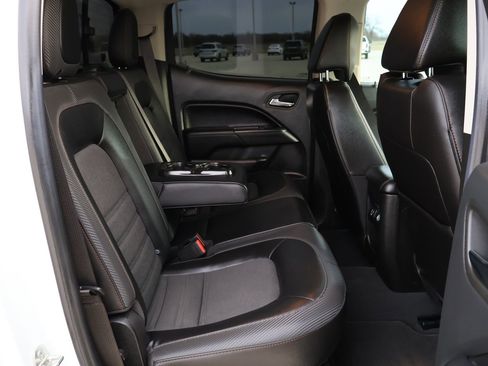 Used 2022 GMC Canyon AT4 w/ Trailering Package image 16