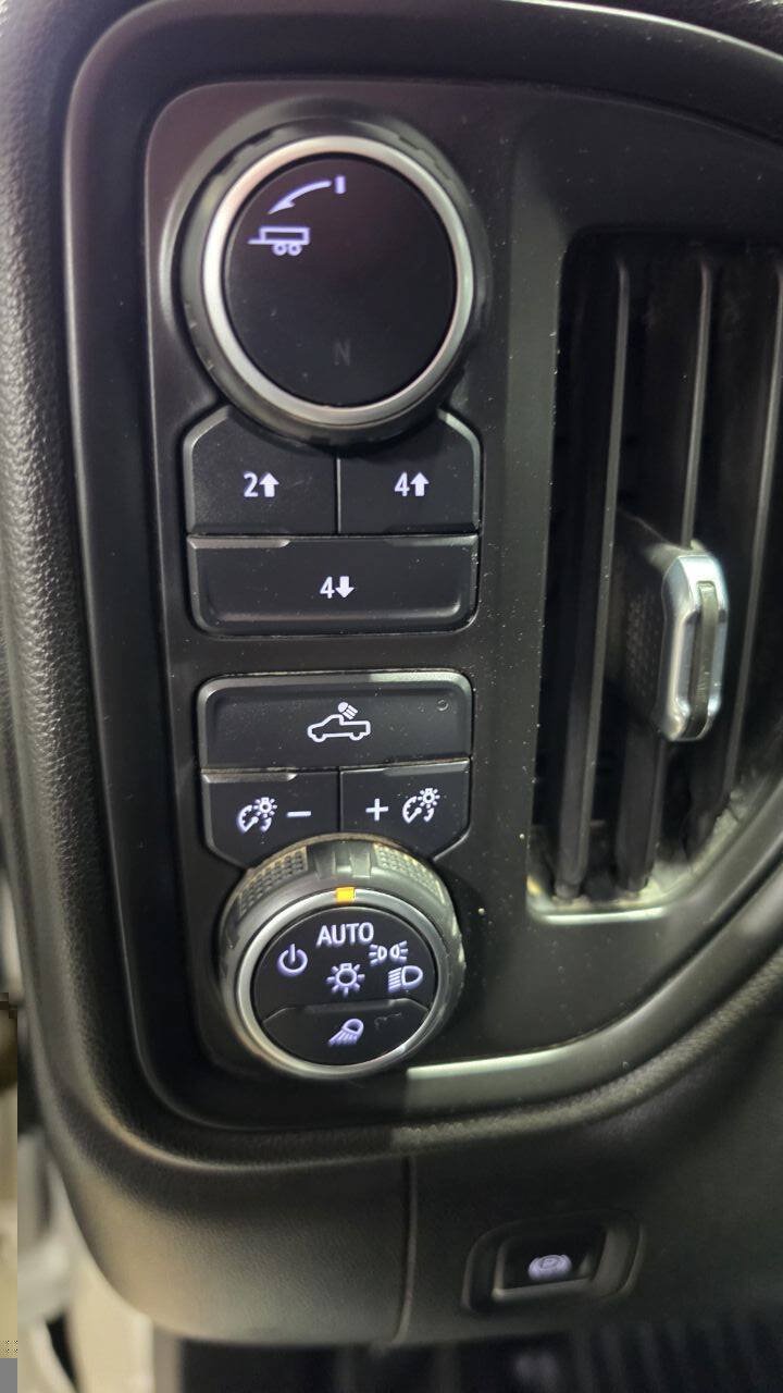 Used 2023 Chevrolet Silverado 2500 W/T w/ WT Convenience Package AWD/4WD image 22