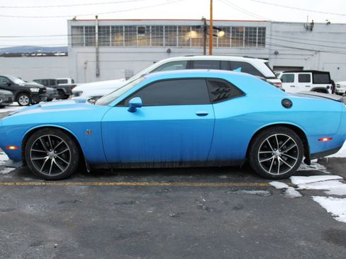 Used 2016 Dodge Challenger R/T Scat Pack image 4