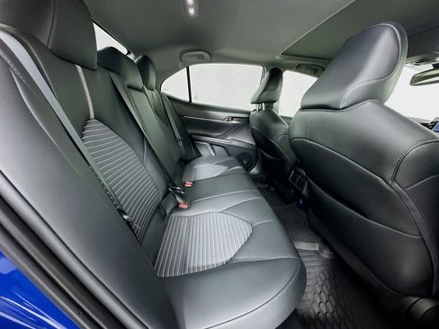 Used 2023 Toyota Camry SE image 25