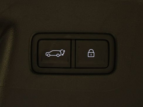 Certified 2026 Hyundai Santa Fe SEL FWD image 18