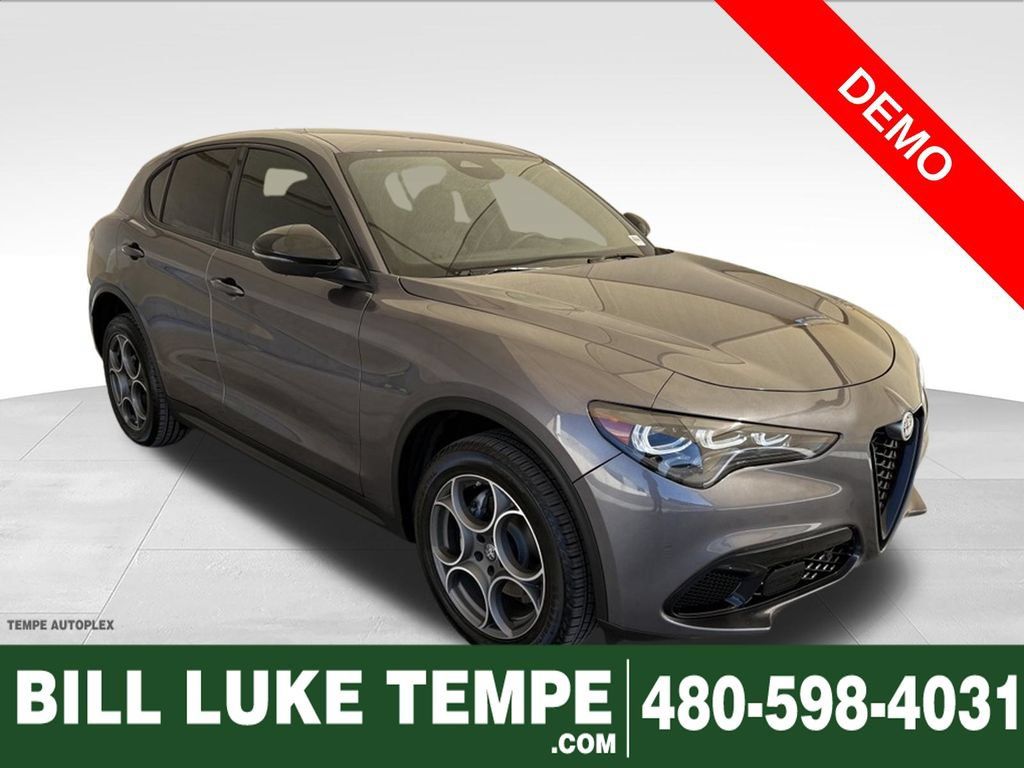 New 2025 Alfa Romeo Stelvio Sprint w/ Convenience Package AWD/4WD image 1