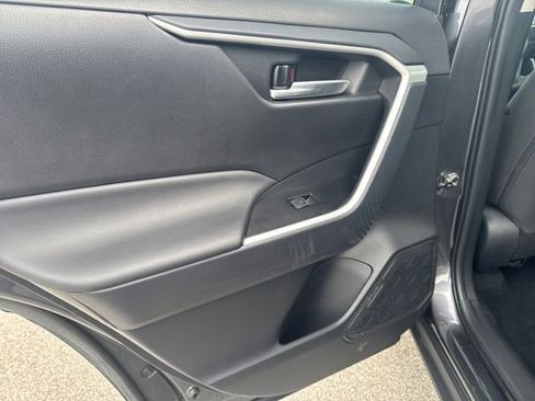Used 2025 Toyota RAV4 XLE image 35