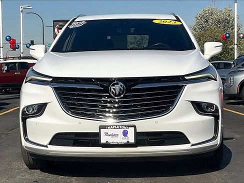 Used 2023 Buick Enclave Premium image 2