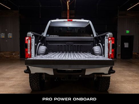 Used 2026 Ford F250 XLT w/ XLT Premium Package image 9