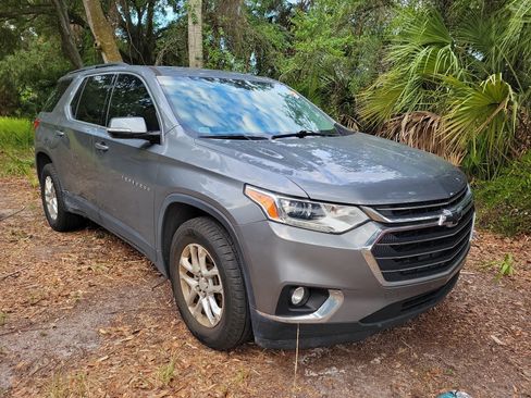 Used 2019 Chevrolet Traverse LT w/ LPO, Floor Liner Package FWD image 12