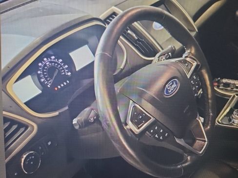 Used 2020 Ford Edge SEL AWD/4WD image 11