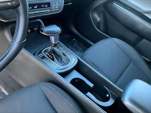 Used 2025 Hyundai Kona SEL image 10
