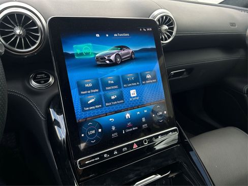 Used 2022 Mercedes-Benz SL 63 AMG SL 63 AMG image 30