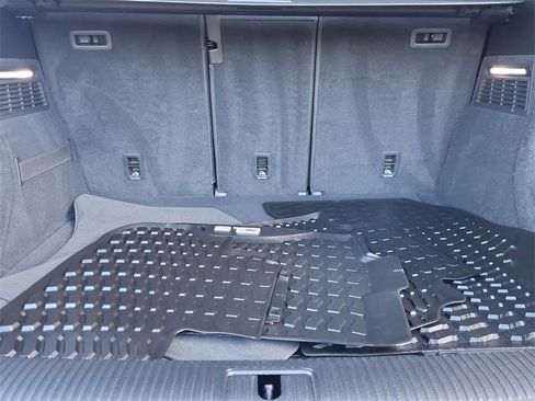 Used 2022 Audi Q5 2.0T Premium Plus image 17